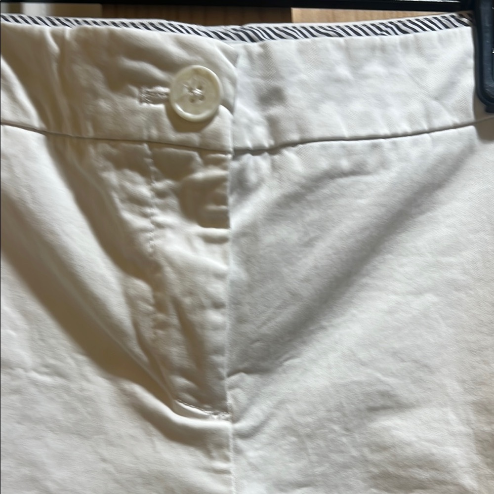 Crown & Ivy White Tailored ladies shorts - Picture 3 of 8
